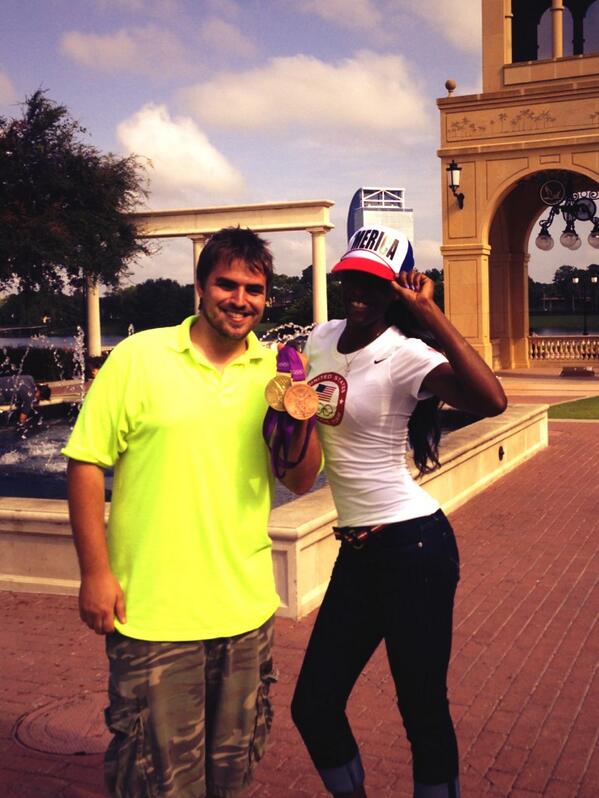 #Merica <a href="/DTrott400m/">DeeDee Trotter</a> Cranes Roost Park Tunnel For Towers 5k!!