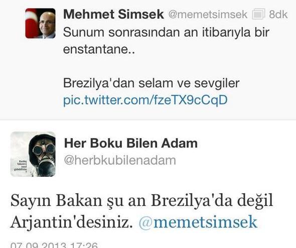 YrGngelopoulos's tweet photo. Ahahahahahahahahahaahhahahahaha 
Şişttttt çaktırmayın. Bakan kendini Brezilya'da sanıyooo ! http://t.co/H1gvc2kJIN