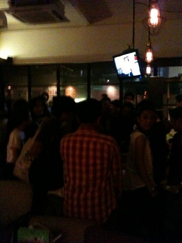 RT <a href="/Elevation77/">Elevation Records</a>: Terima kasih buat yg sudh antri mendaptkn kaset <a href="/RCskulls/">RomanCatholicSkulls</a> malam ini, thanks for supporting DIY label