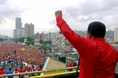NicolasMaduro's tweet image. #ComunaoNada fue la orden del Gigante.Compatriota despierta a su llamado,sal a la calle hagamos Patria Comunal!!