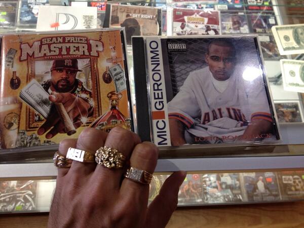 TermanologyST's tweet image. True Hood Purchase .. Had to buy these 🔊🔊 #SeanP #MicGeronimo