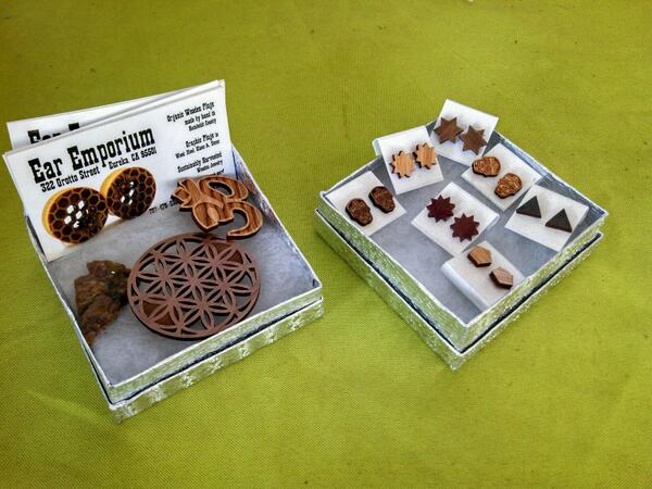 AdaptCollective's tweet image. These Ear Emporium earrings were donated to @HighFiveProgram @locknfestival. Recycle to win! #lesstrashmorefun