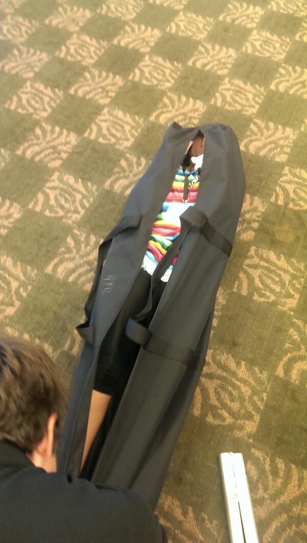 Unicity's tweet photo. Cleaning up after the Summit. #DefineYourPrime http://t.co/iQoLkKGQ5x