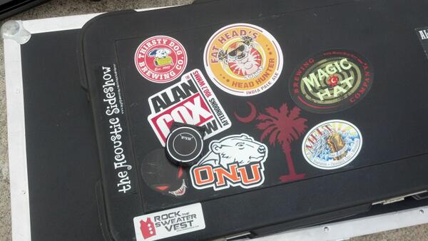 TheHomecoming's tweet photo. @alancoxshow  Saw this on a guitar case at the @UnitedFest http://t.co/RbvQWVeq1X