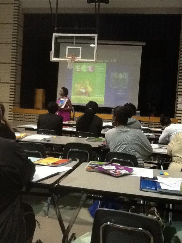 tammy_twall's tweet photo. @tammy_twall Reading Street training for new teachers. http://t.co/ItQf9NnNKZ