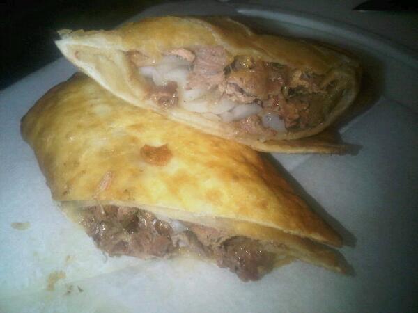 Flauta y Cervezas.  Estas mas Fina! <a href="/DosGringosTN/">Dos Gringos</a> <a href="/edzwingz/">Edz Wingz</a> <a href="/ShortBusBBQ/">Short Bus BBQ</a>