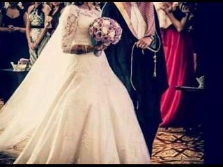 Spninngsa's tweet photo. لم يتبقى على زفافها الكثير ف يارب اجعل السعاده تلازم خطواتها وابعد عنها كل م يقلقها ربي تمم لها ع خير ♡♡♡ http://t.co/gMrCMRoNGc