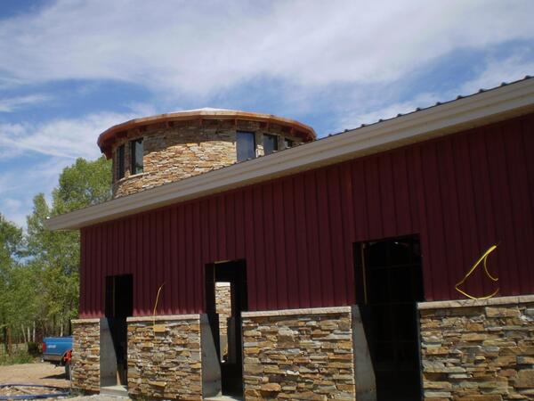 KatieHeigl's tweet image. The structure for the barn &amp;amp; accommodation is nearly complete. Super excited everything is finally coming together!