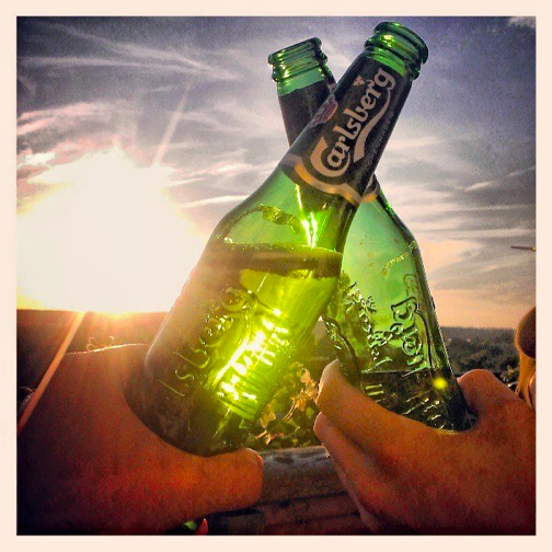 carlsbergMX's tweet photo. La mejor compañía... http://t.co/E1OXGDAJvL