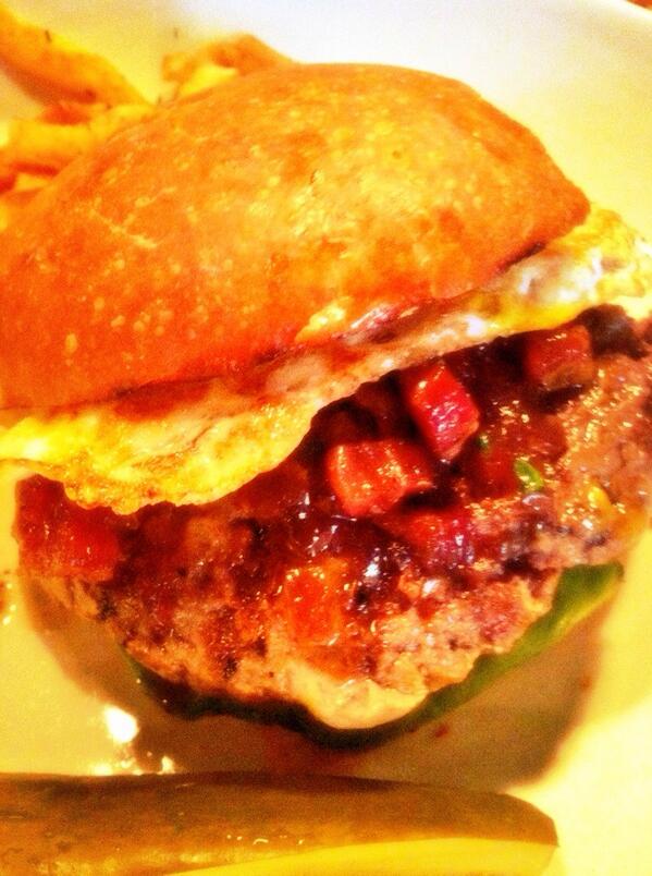 rollsabres's tweet photo. @AbattoirAtlanta thank you for the amazing burger with bacon jam and friend egg!! http://t.co/4MSTD1V9cD