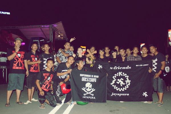 XfJayapura's tweet photo. with @OSD_JAYAPURA \m/ http://t.co/fZRBzd3aRu