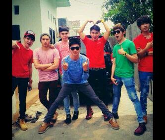 cacaknowles's tweet image. SUN7_Indonesia boybndmakassar doain yaa guys heheee @yaciehdharus1 @MuhSaikar #supportfor SUN7_Indonesia goodluck ☺