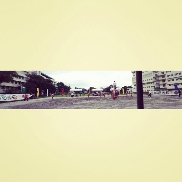 MargeTejada's tweet photo. Beach volley on a Sunday! #MedyoMainit #SunogNa http://t.co/1FnvmarOLa