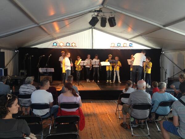 janvandenheuvel's tweet photo. Ook het klarinetensemble van @Kunstkwartier treedt vandaag op tijdens @ImpactFestival http://t.co/dxFTt17lC5