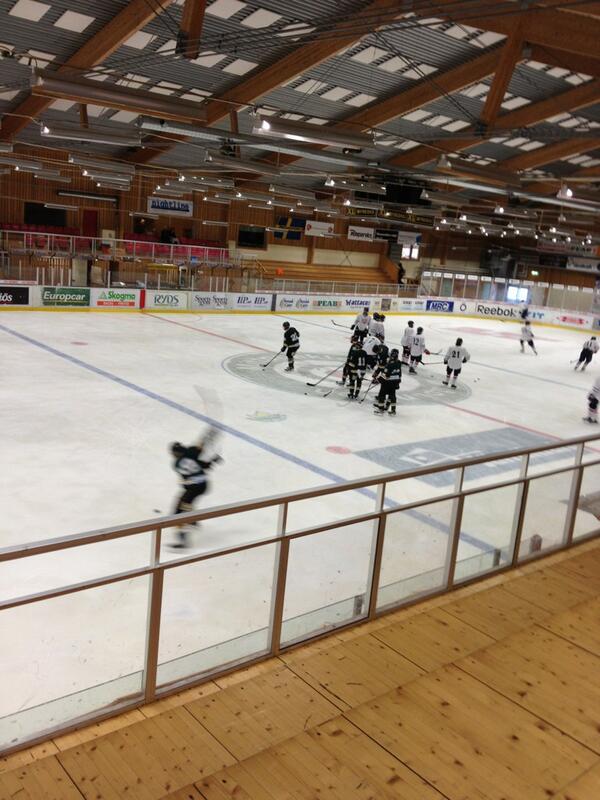 Bra värmning grabbar! #gameday