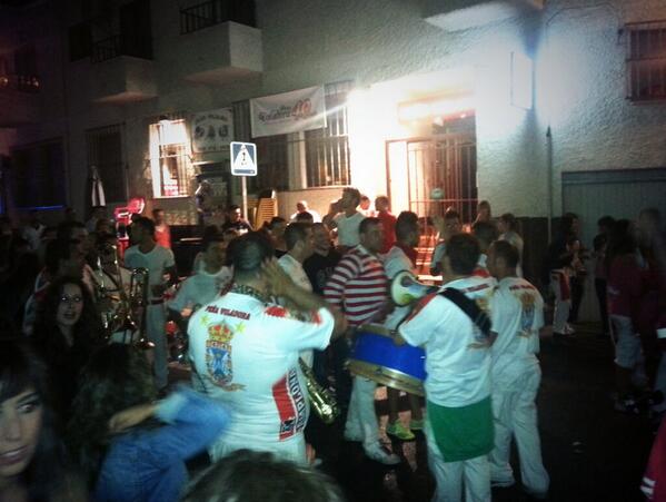 Charangazo en loeches <a href="/andres_alo/">Jenifer Andres Alo</a> @danny_hooligan. Una vez mas <a href="/manisseros/">CharangA ManiSseros</a> no defraudó.