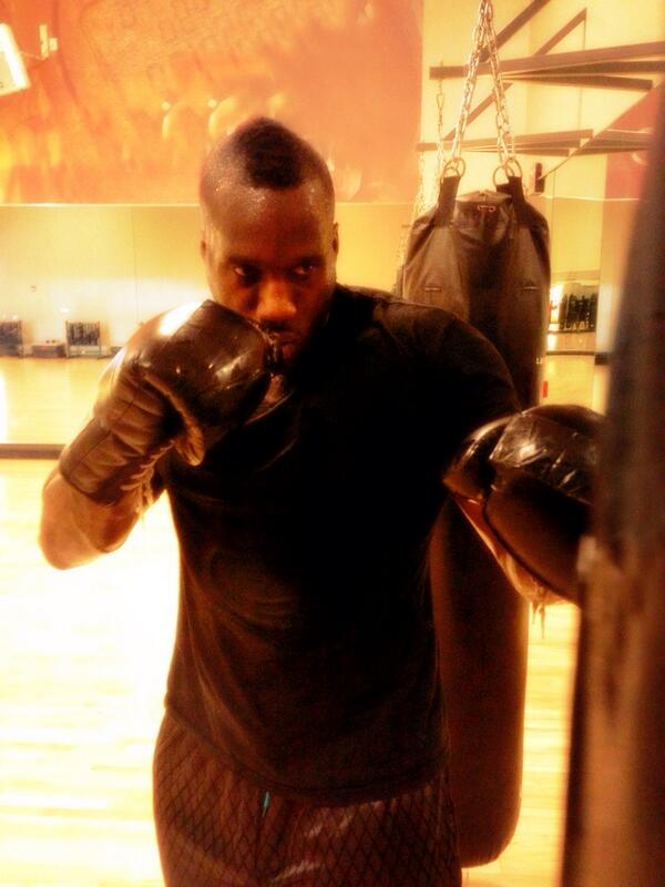 ZeusMazyck1's tweet photo. Bag work time. Focused. Getting it in. #training #boxing #work http://t.co/iFOz98ldGs