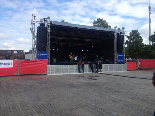 janvandenheuvel's tweet photo. @ImpactFestival hebben hun zaakjes keurig voor elkaar.Goed ingedeeld festivalterrein, prima sfeer! Succes vanmiddag! http://t.co/HZtquafSxX