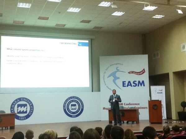 maartenvanhout8's tweet image. Interessante presentatie van de Senior Director NBA Turkije over Fan Marketing! #easm2013master