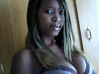 MzansiFinest's tweet photo. #titsSunday http://t.co/X7SBOITiny