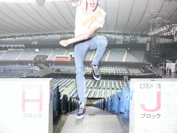 Khunnie0624's tweet photo. Let's go!!!~~~ http://t.co/4gbfCUtsdu