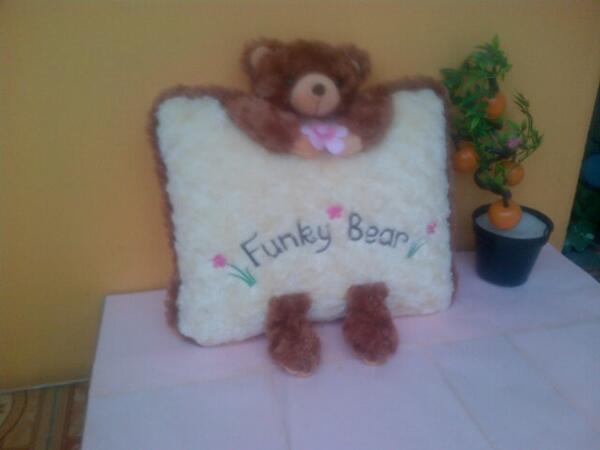 2381_san's tweet photo. Malam tweps....ini koleksi bantal di http://t.co/luFdr8RZSY ready stock bpn mampir ya... http://t.co/RvJkdFB3yF