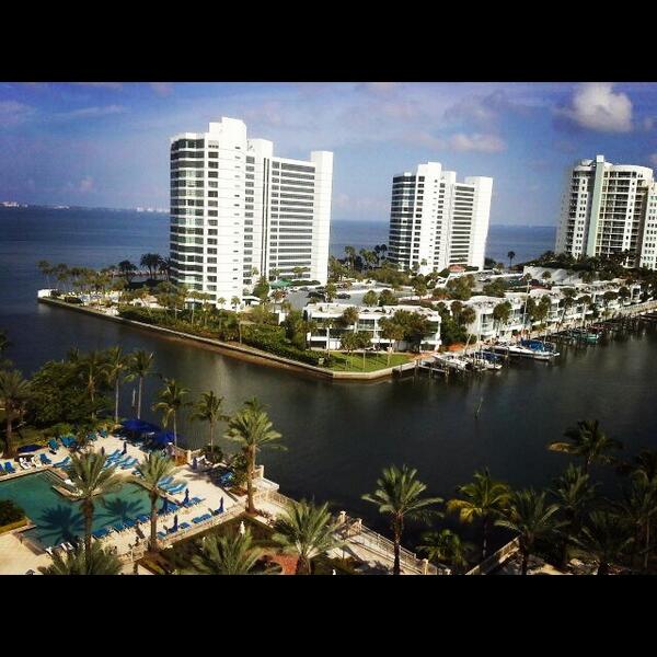natroperez's tweet image. The view from my hotel room &amp;gt;&amp;gt;&amp;gt; #sobeautiful #SarasotaBeach