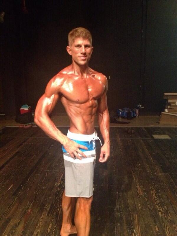 beyond_genetics's tweet photo. Check out the physique on @bbradle4 http://t.co/8YZxHa3KEC