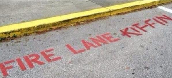 USC fans use fire lanes to express frustration with Kiffin (Photo)
