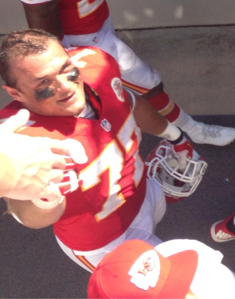 BTq6D5tIMAAlC7I.jpg:large