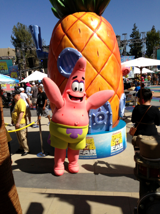 Nickelodeon's tweet image. We're still at @unistudios Hollywood for our @SpongeBob Fan #Shellabration! Patrick's giving out free hugs today ;)