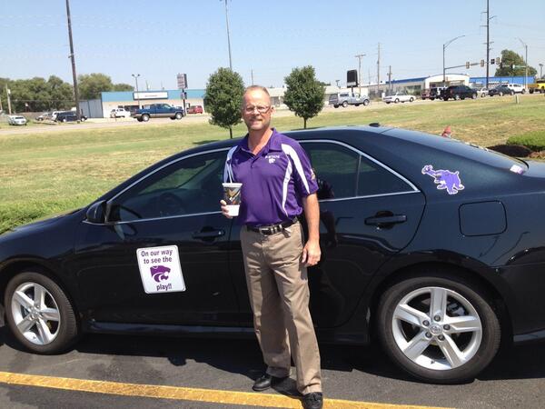 millerdad67's tweet photo. #KStateGameday On our way from Haysville! http://t.co/mCyoKGlKvK