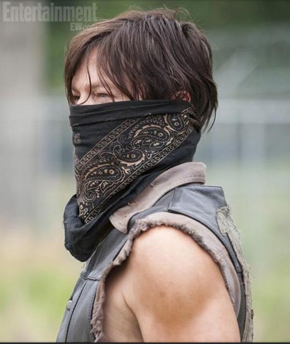 FansDead's tweet image. New style, Dixon?