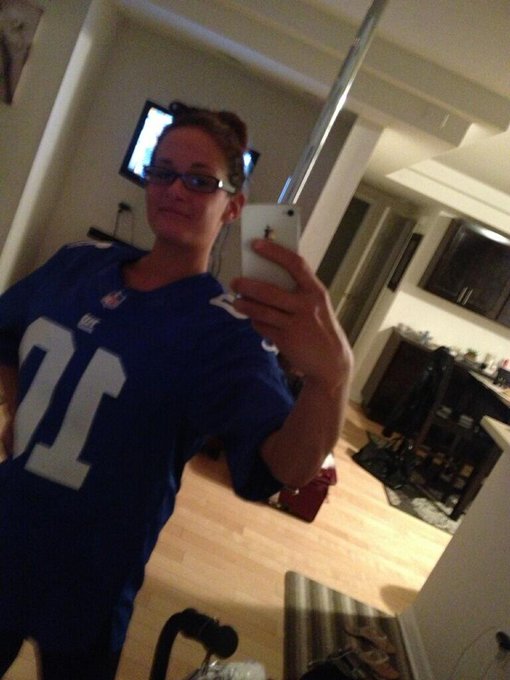 Victor cruz baby http://t.co/IX7CjEYdI7<a href="/tag/livelifelikelane"class="tags"><span>#livelifelikelane</span></a>