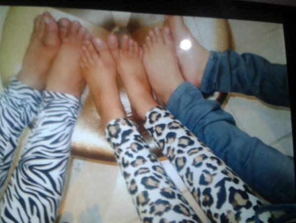 msaell010's tweet photo. عتكم مع كلباتها http://t.co/5d4iuDjZjf