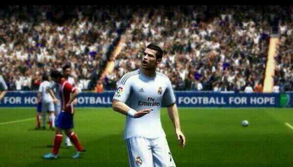 FcEcuador's tweet photo. La emblemática celebración de CR7 el "calma, calma" ahora en FIFA 14 http://t.co/WUhe7YRWGf