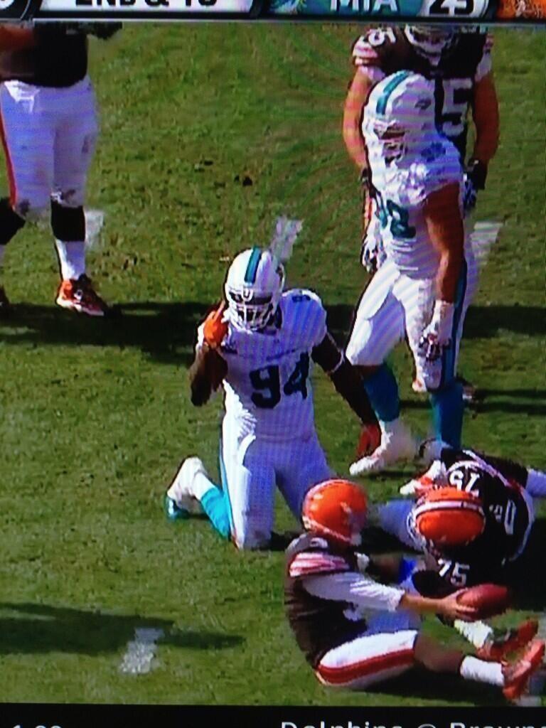 BTrCwnCIMAAmiVw.jpg:large