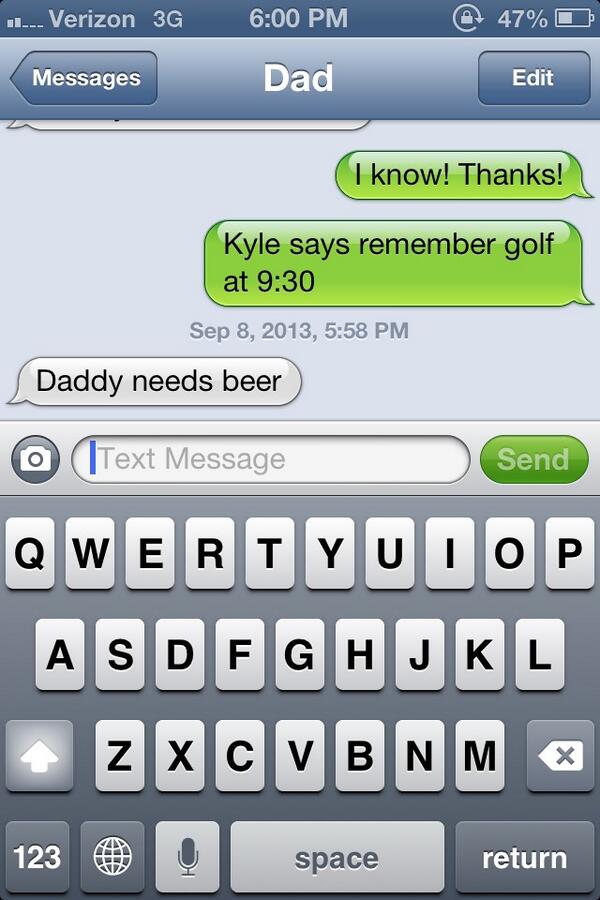 rennn_nicole's tweet image. Shit Mick texts me when I'm only a floor away #packersunday #beerrun