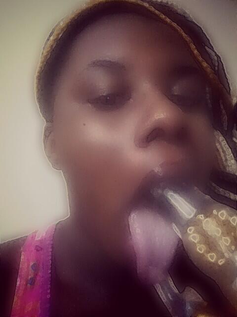 superclitmuffin's tweet photo. That tongue tho OMG http://t.co/y4OUKdCApW