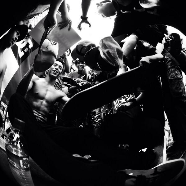 nyjah's tweet photo. Shoutout to all the fans out here in Asia you guys kill it! http://t.co/5CkDc4h263