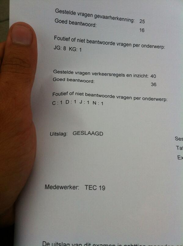 Robfr08's tweet image. Geslaagd voor mn auto theorie!