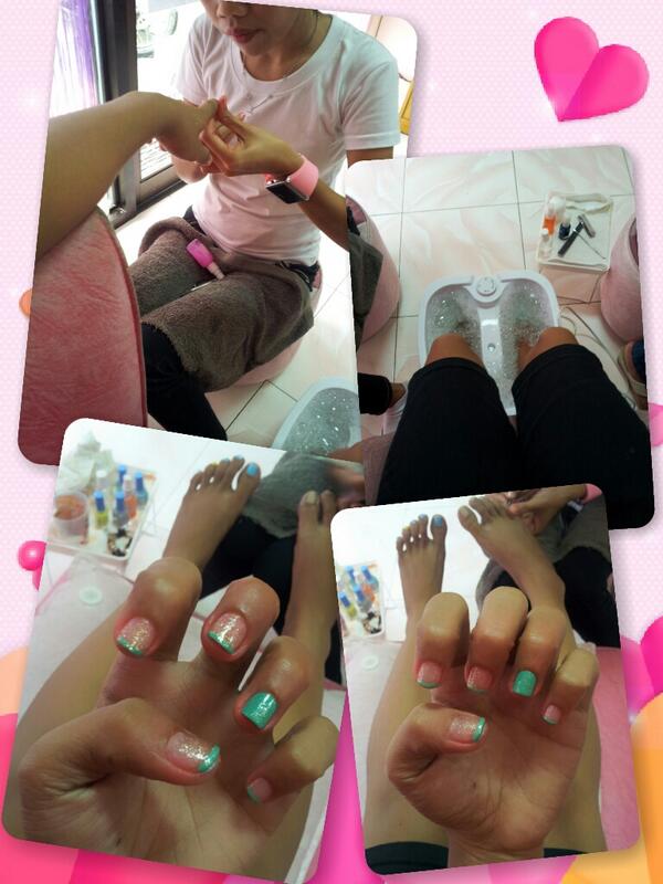 xoxoKATHGHIE_26's tweet image. Cute Nail Color #green #favecolor #lebeau #nailaholicsspa #pamperingtime happy kid..rest day  ^_^