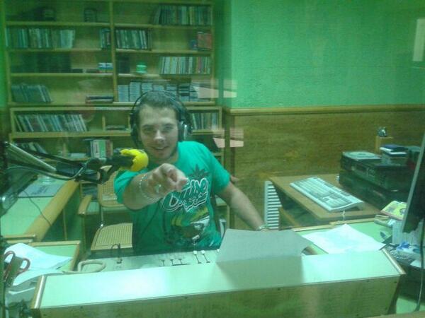LunaHouse_'s tweet photo. @xispax_5 : voy a echar de menos estos momentos del verano http://t.co/apaGSaAecp