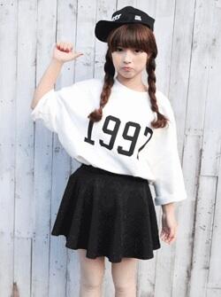 韓国おしゃれファッション 女の子なスポーティーファッション モノトーンだと挑戦しやすい Http T Co Ie6ir6vzyd Twitter