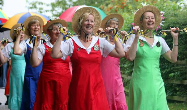 shrewsmorris's tweet photo. This Morris stuff just always makes u want to smile! Why not try it on 10th &amp; 17th Oct with us at our open evenings? http://t.co/wunCSe5PEO