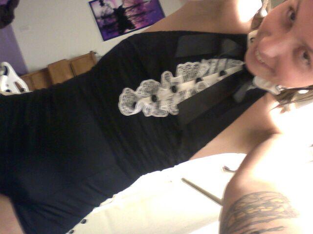 Gonna do a show this morning =) http://t.co/5qUvgqED0j