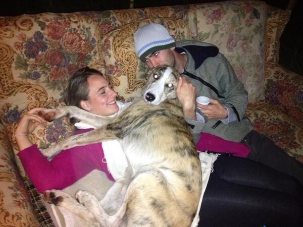 TomNofitstate's tweet photo. @emily__firefly chilling out with hamish. http://t.co/bokm7nD1ri
