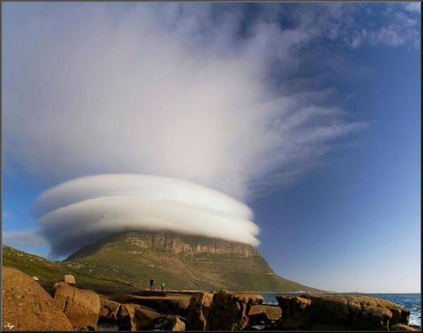 rybotics's tweet photo. Table Mountain, Cape Town, South Africa http://t.co/YBK5kxe4At