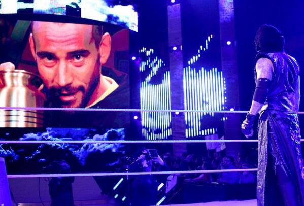 AlexGTS2310's tweet image. RT If you remember this moment! 

#Punker #TeamCMPunk