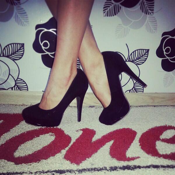 Tone_Store's tweet photo. Nunca pierdas el #Estilo Y lleva puesto el calzado que te identifica. #ToneStore http://t.co/zzj7yojBPE